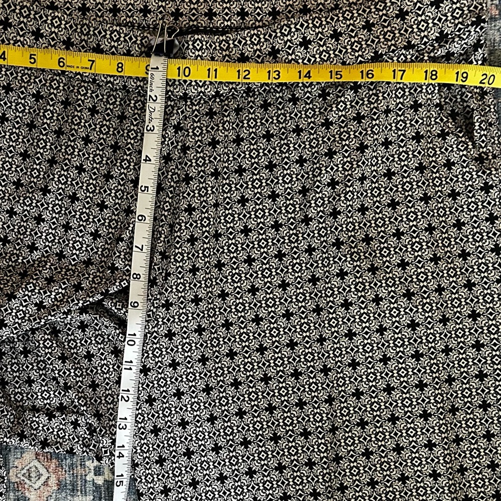 Lane Bryant Black and White Printed Pants - Picture 6 of 7